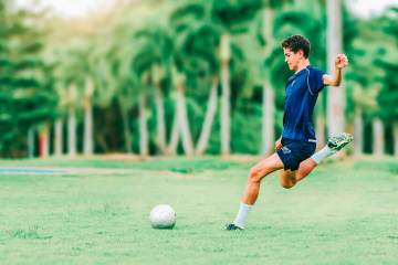 5年前梅西赢得美洲杯冠军 🏆 最佳射手 ⚽ 最佳球员 👑 完美的赛事表现（配图示意）